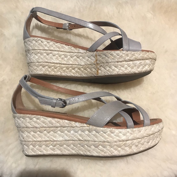 Giorgio Armani Sandals • Size 8.5 , Euro Size 38.5 - Picture 2 of 7